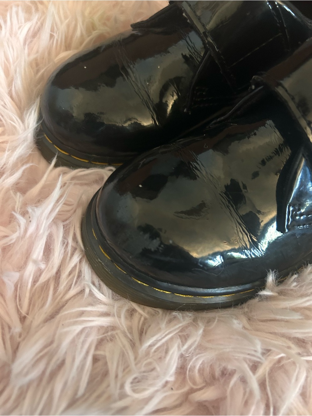 Dr. Martens Black Patent leather kids size 11
